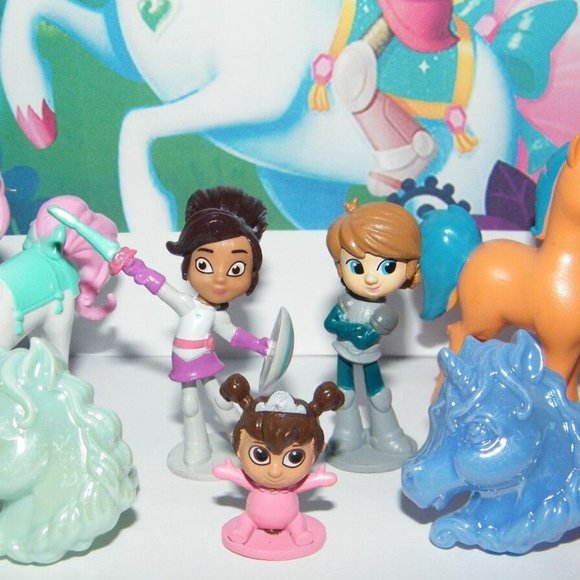 Nick Jr. Nella the Princess Knight Figure Set of 12 Toy Kit with 2 Unicorn Rings - Picture 2 of 6